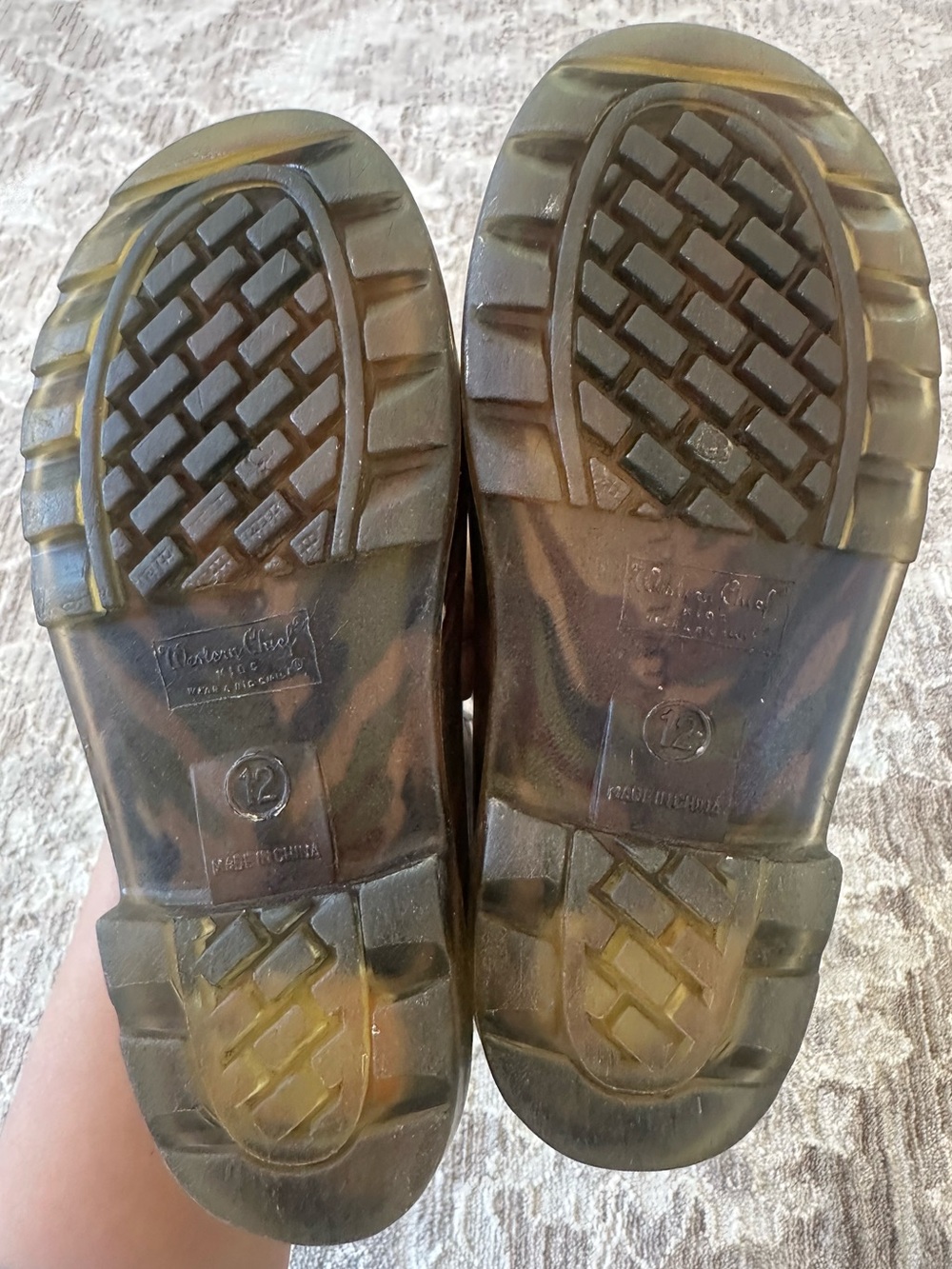 Western Chief Boys Camo Light Up Rain Boots (Size 12) - Picture 8 of 8